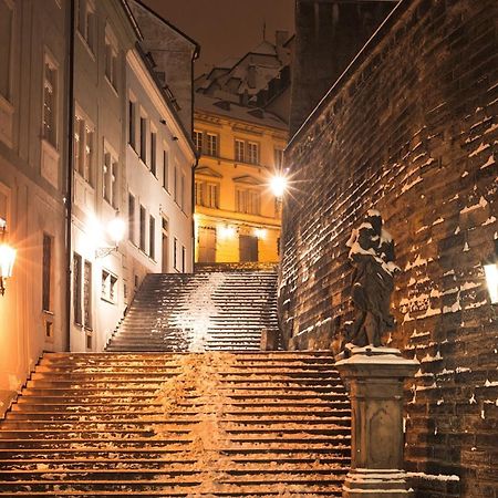 U Zlate Podkovy - At The Golden Horseshoe Praha Bagian luar foto