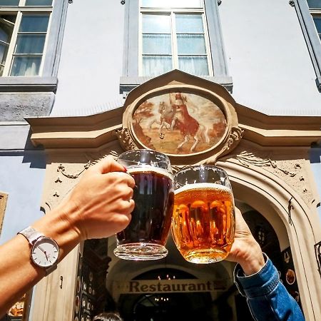 U Zlate Podkovy - At The Golden Horseshoe Praha Bagian luar foto