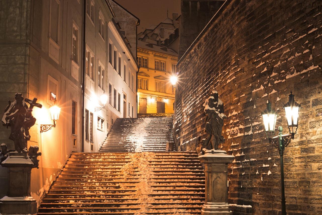 U Zlate Podkovy - At The Golden Horseshoe Praha Bagian luar foto